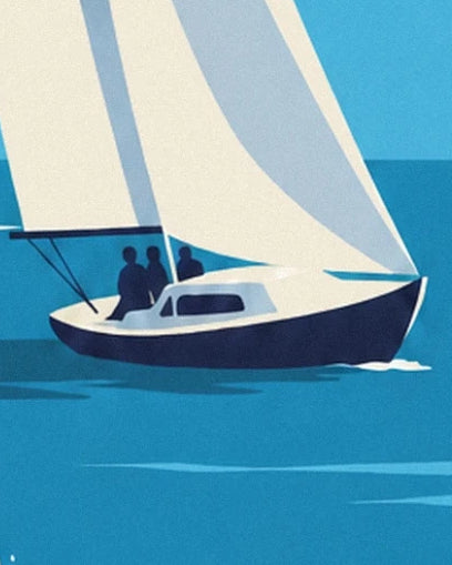Le voilier à coque bleu nuit et ses 3 silhouettes sous les voiles crème