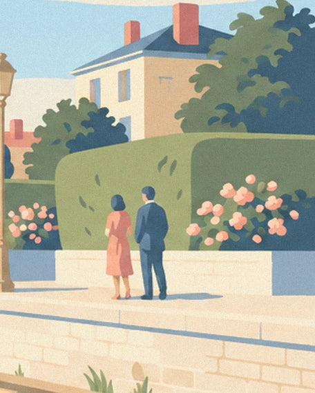 Un couple sur le quai, devant les rosiers roses et les hautes haies du jardin