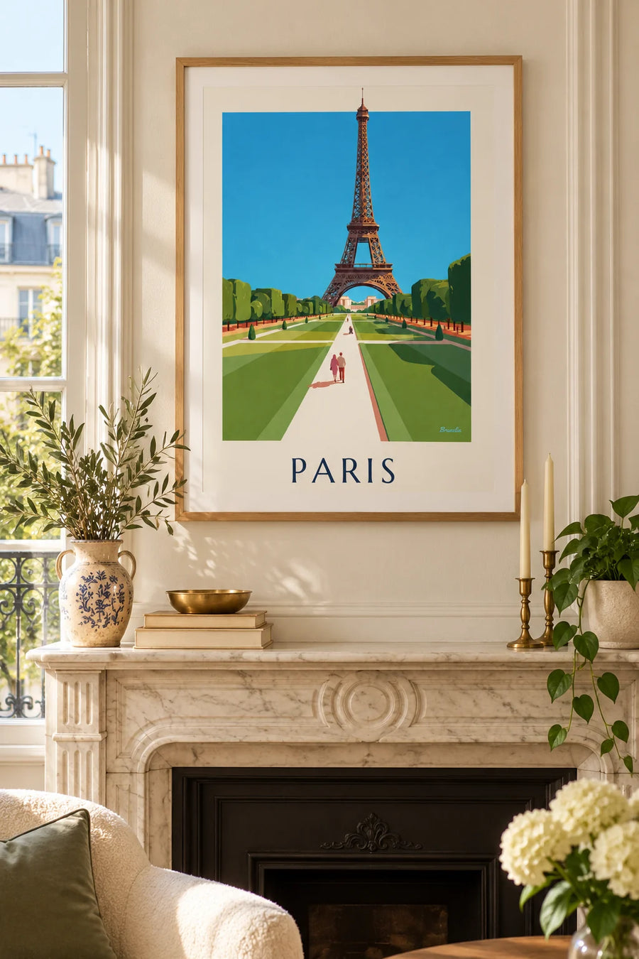 Affiche tour Eiffel depuis les pelouses du Champ-de-Mars : encadrée au mur