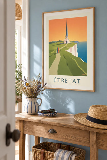 Affiche chapelle Notre-Dame de la Garde sur la falaise d'Étretat : encadrée au mur