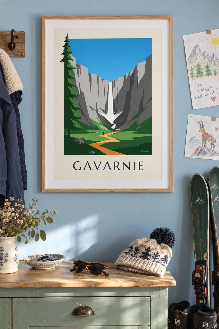 Cirque de Gavarnie and its great waterfall poster: framed on the wall